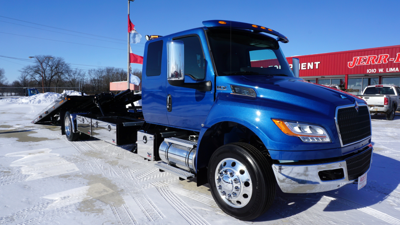 International MV607  2026