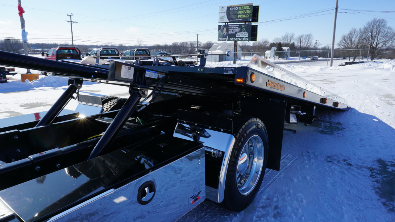 International MV607  2026