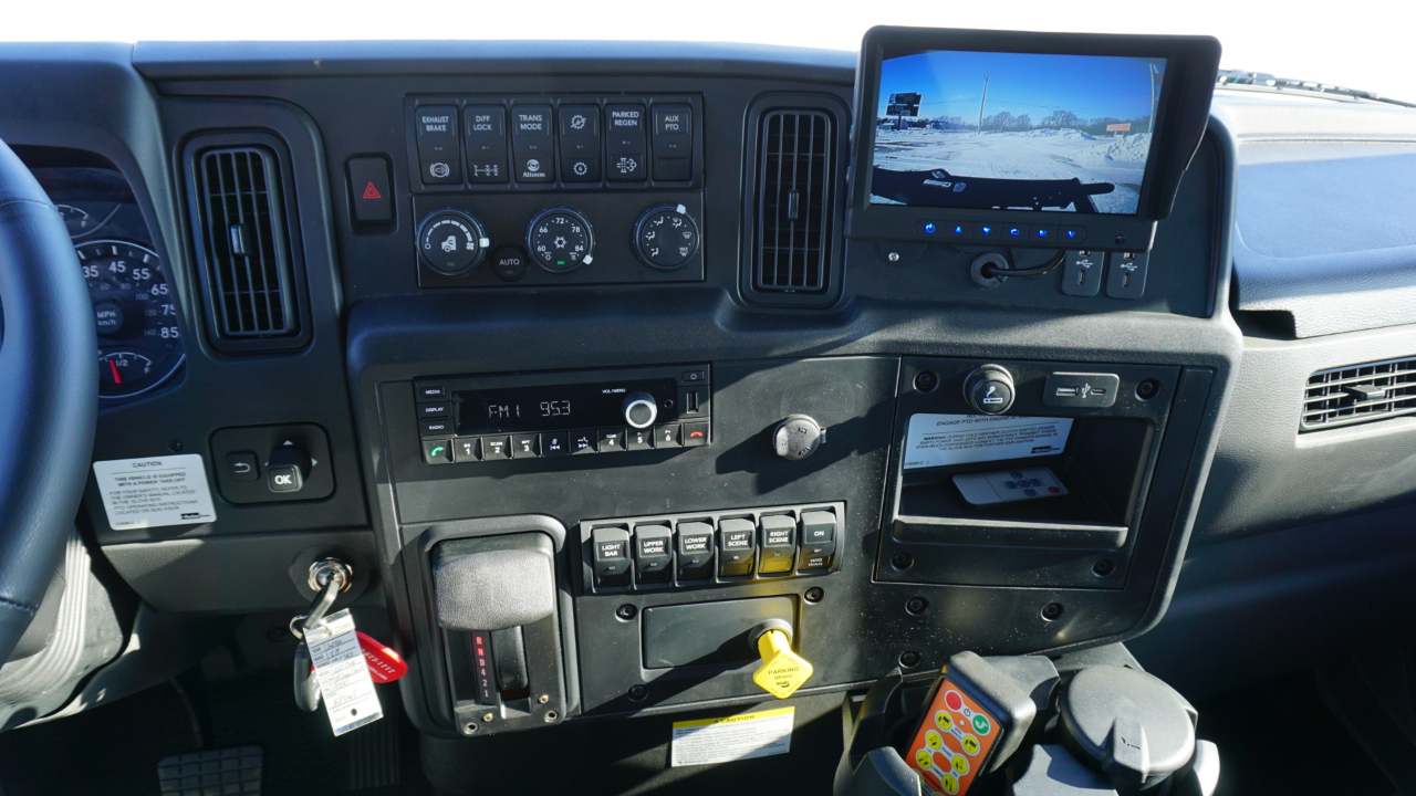 International MV607  2026