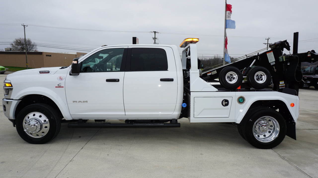 RAM 5500 Chassis  2025