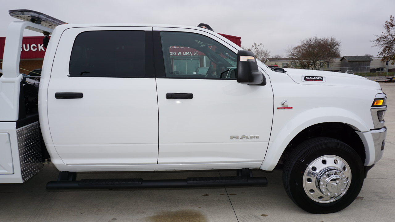RAM 5500 Chassis  2025