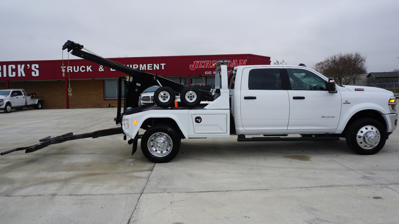 RAM 5500 Chassis  2025