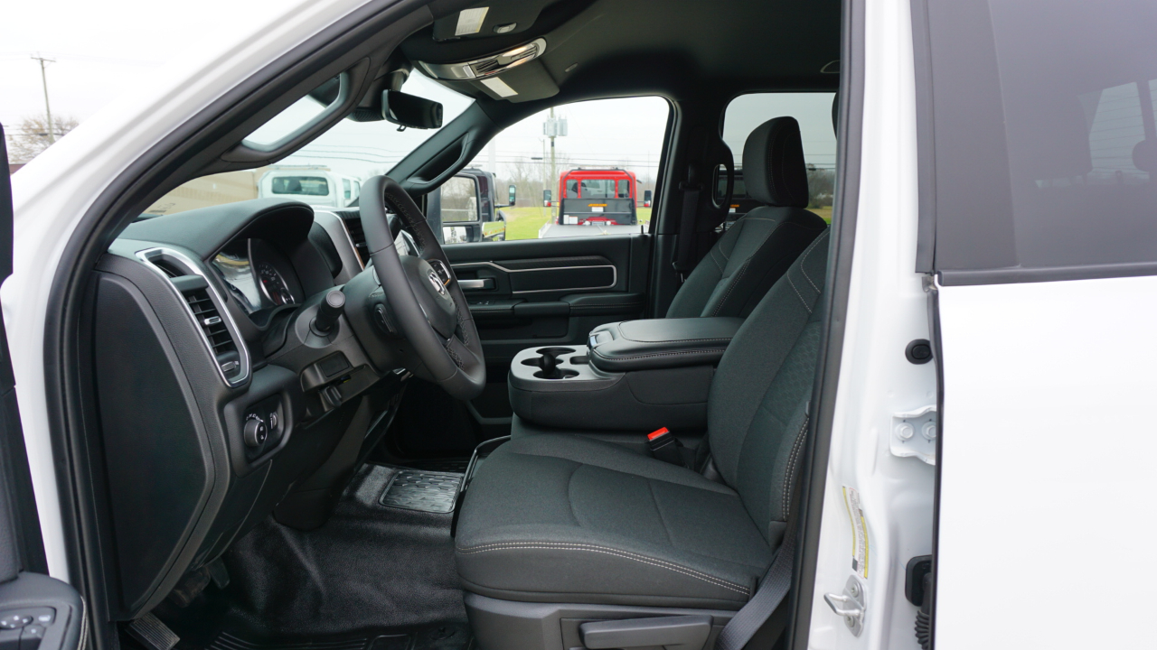 RAM 5500 Chassis  2025