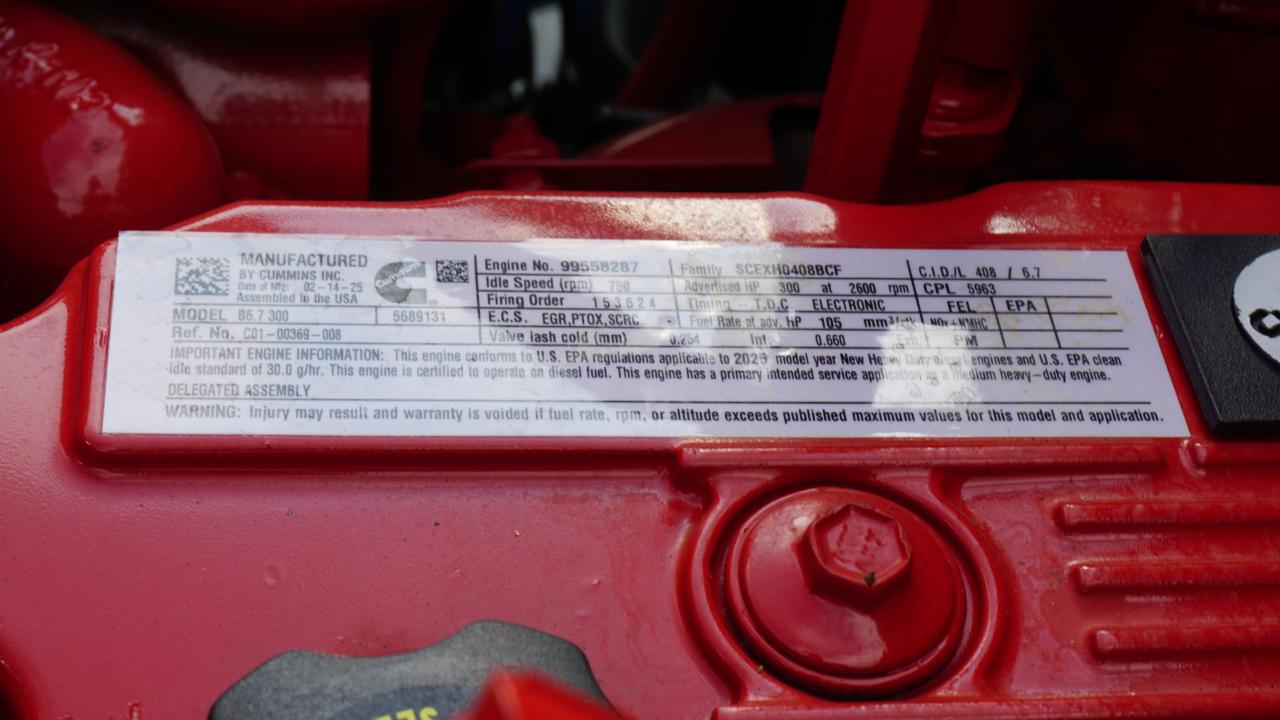 Freightliner M2 106 Plus  2026