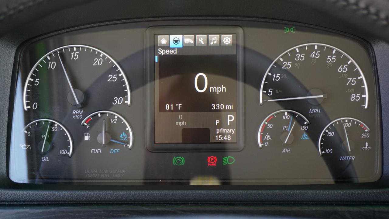 Freightliner M2 106 Plus  2026