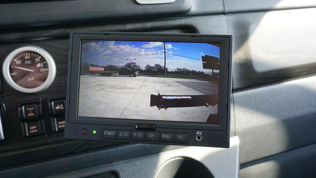 Freightliner M2 106 Plus  2026