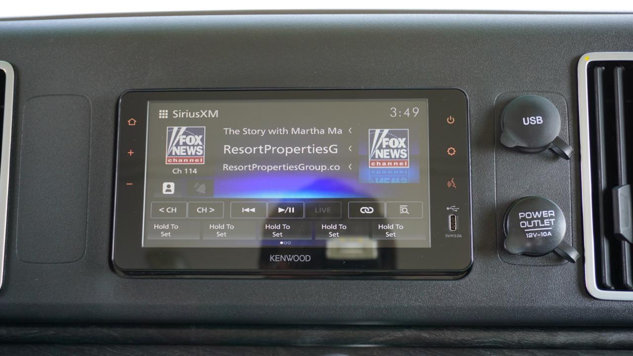 Freightliner M2 106 Plus  2026