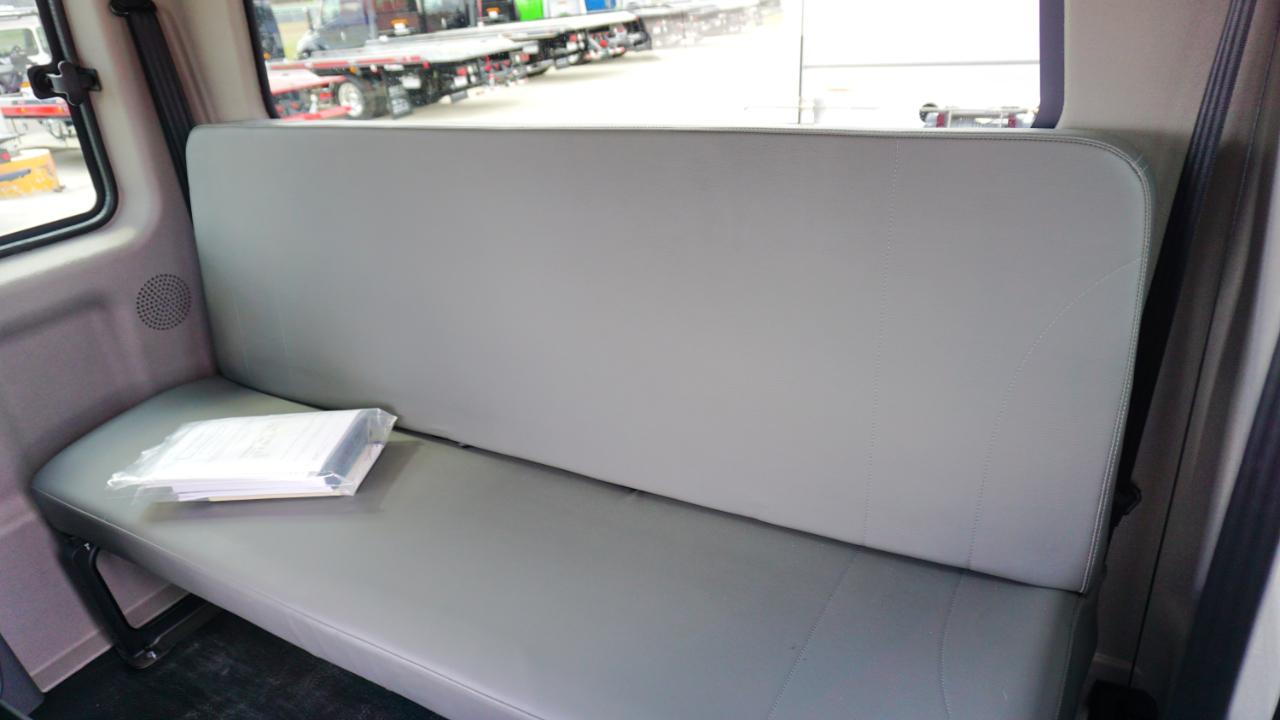 International MV607  2026