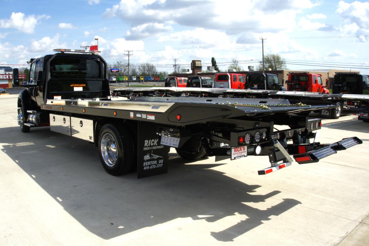 International MV607  2026