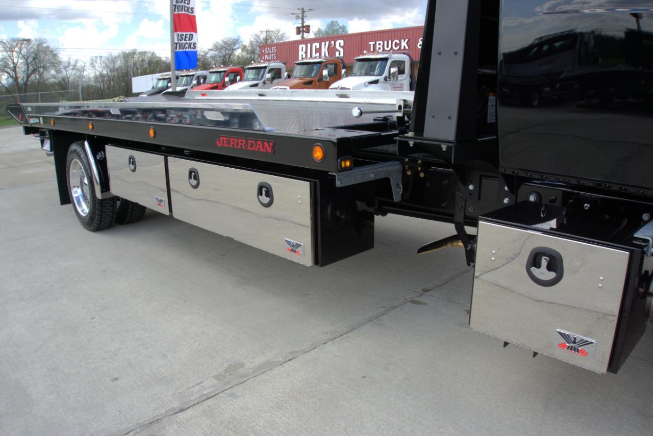 International MV607  2026