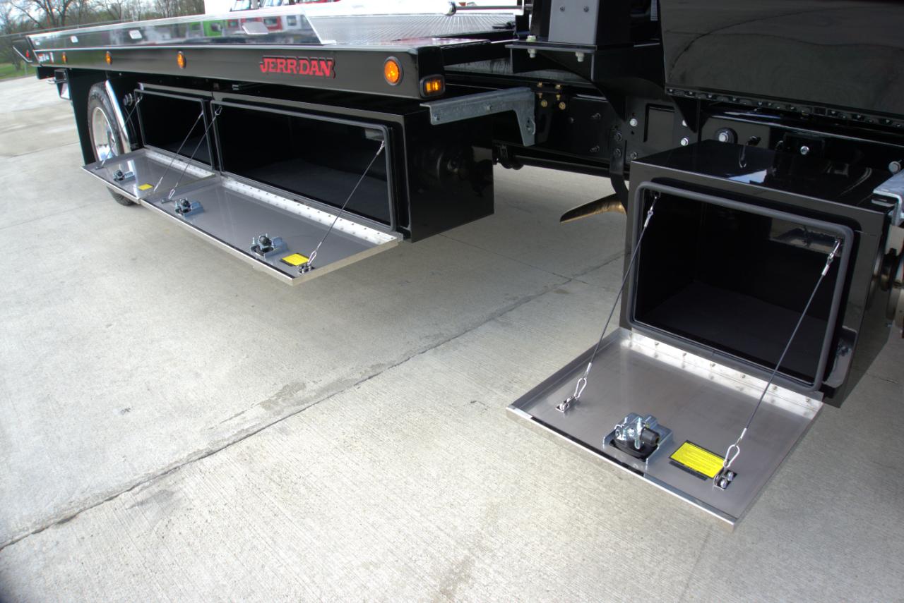 International MV607  2026