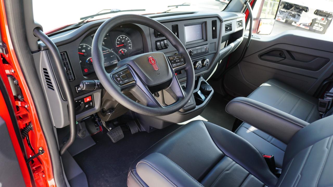 Kenworth T280  2026
