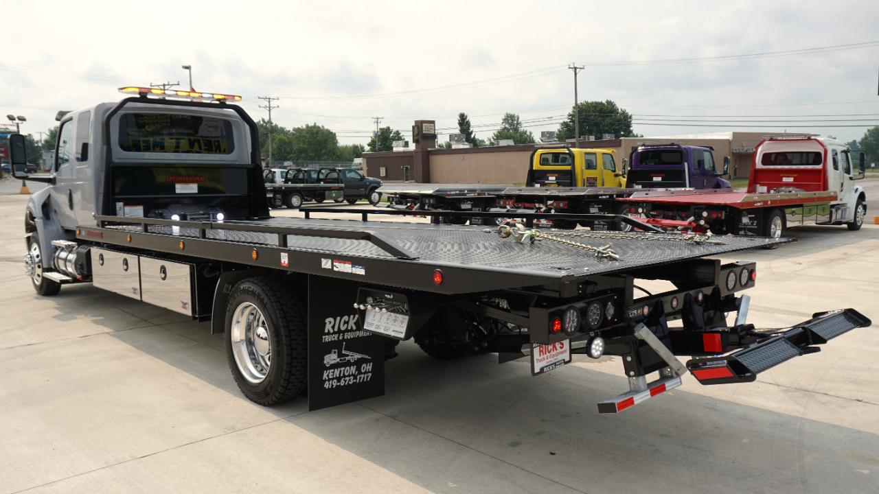 International MV607  2027