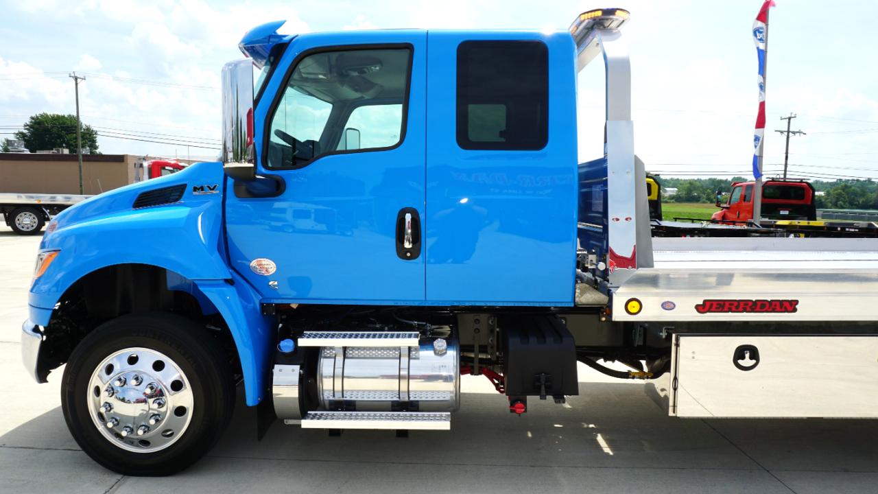 International MV607  2027