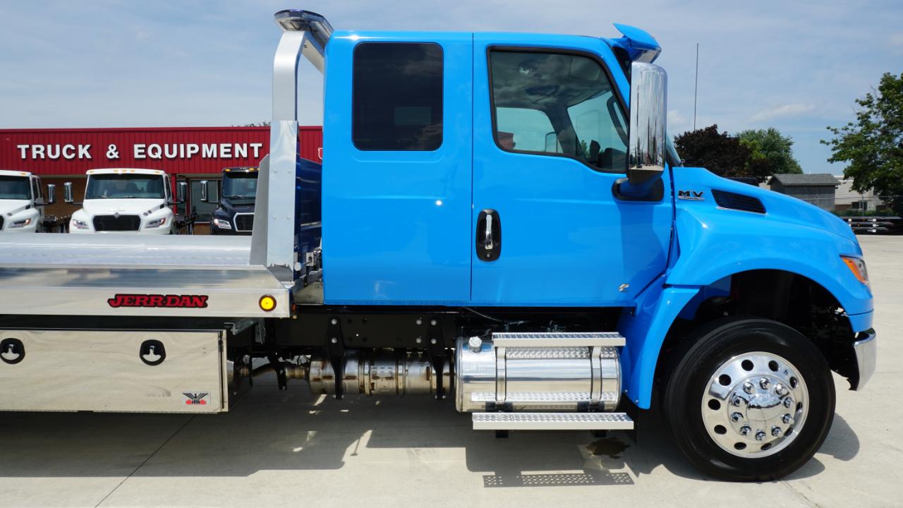 International MV607  2027