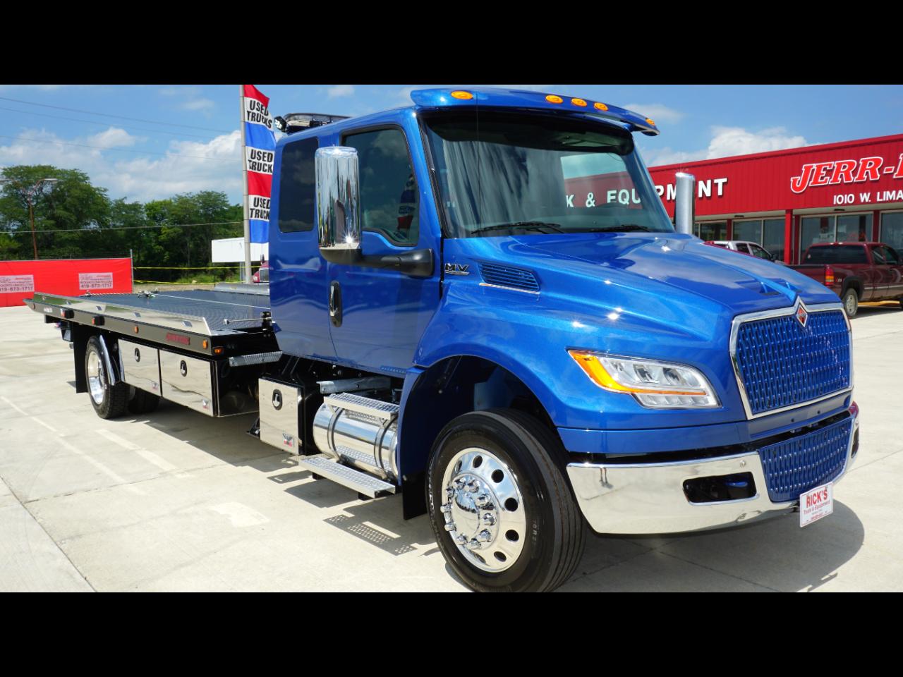 International MV607  2027