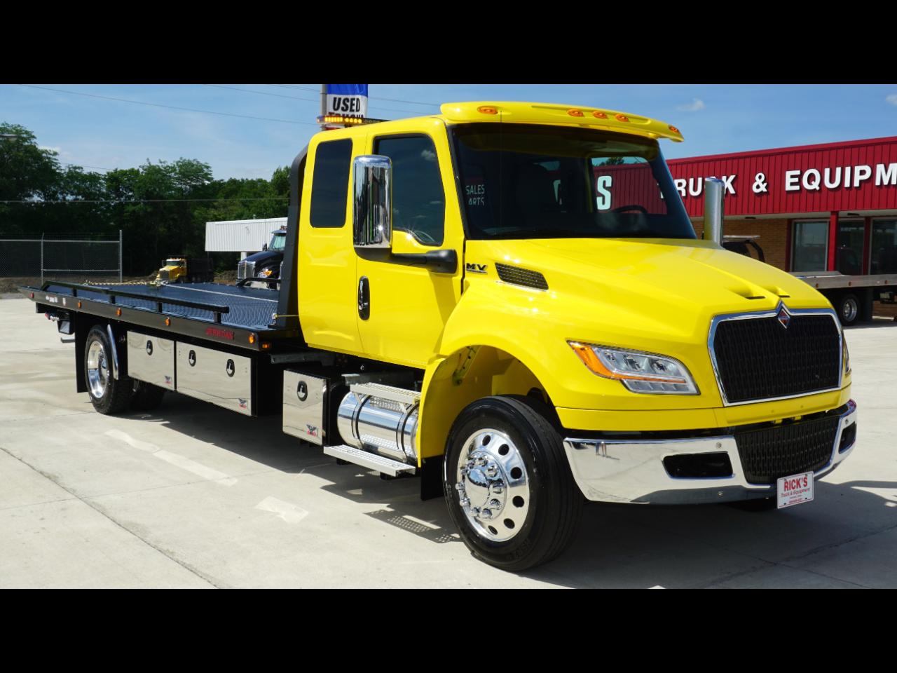 International MV607  2027
