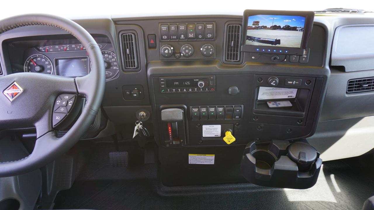 International MV607  2027