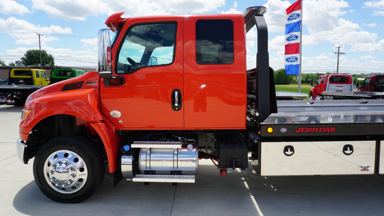 International MV607  2027