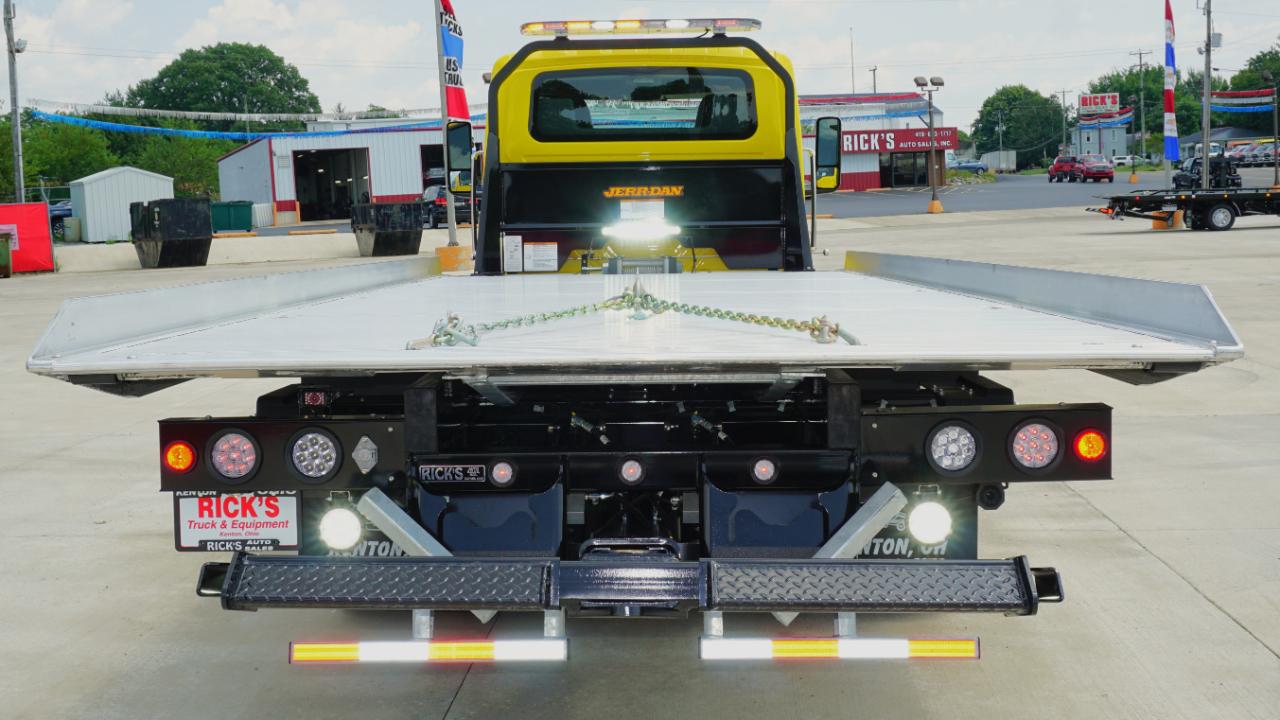 International MV607  2027
