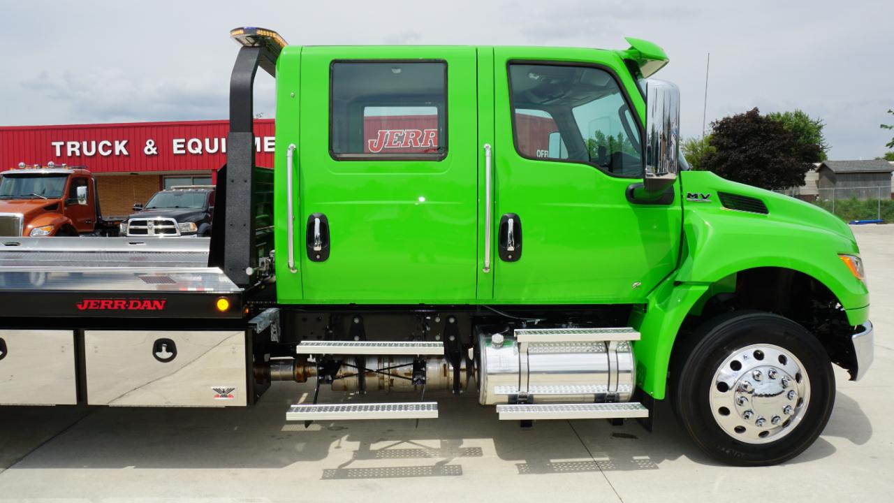 International MV607  2027