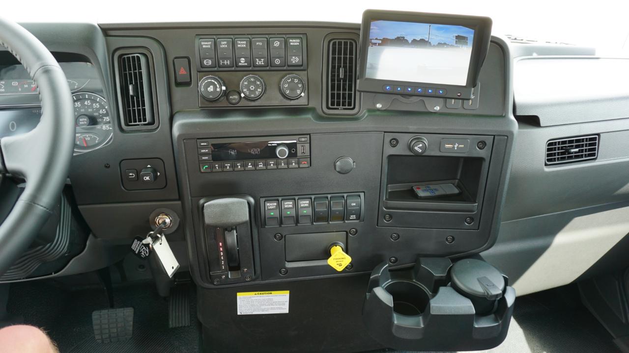 International MV607  2027