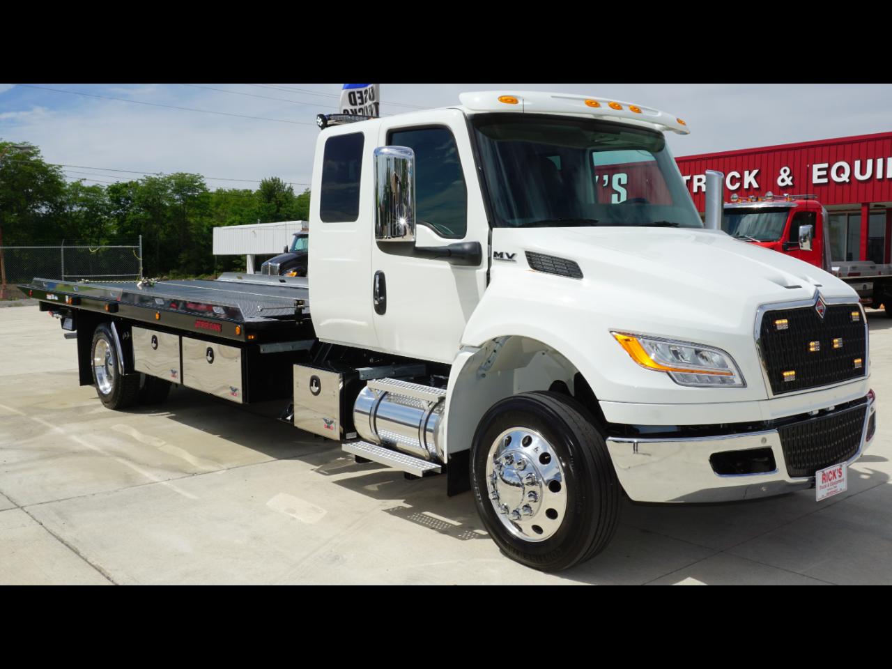 International MV607  2027