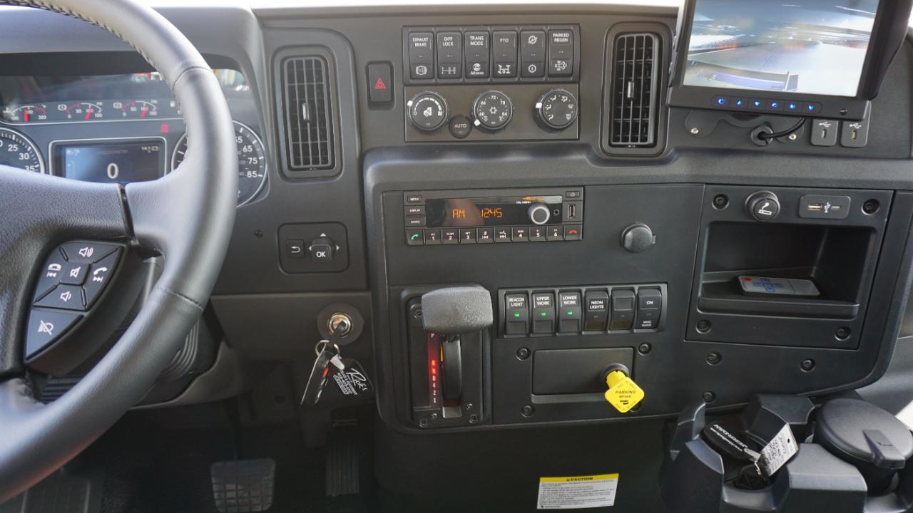 International MV607  2027