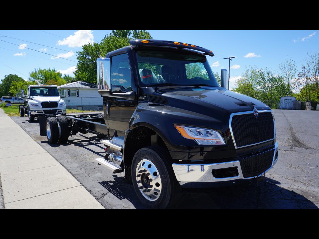 International MV607  2027