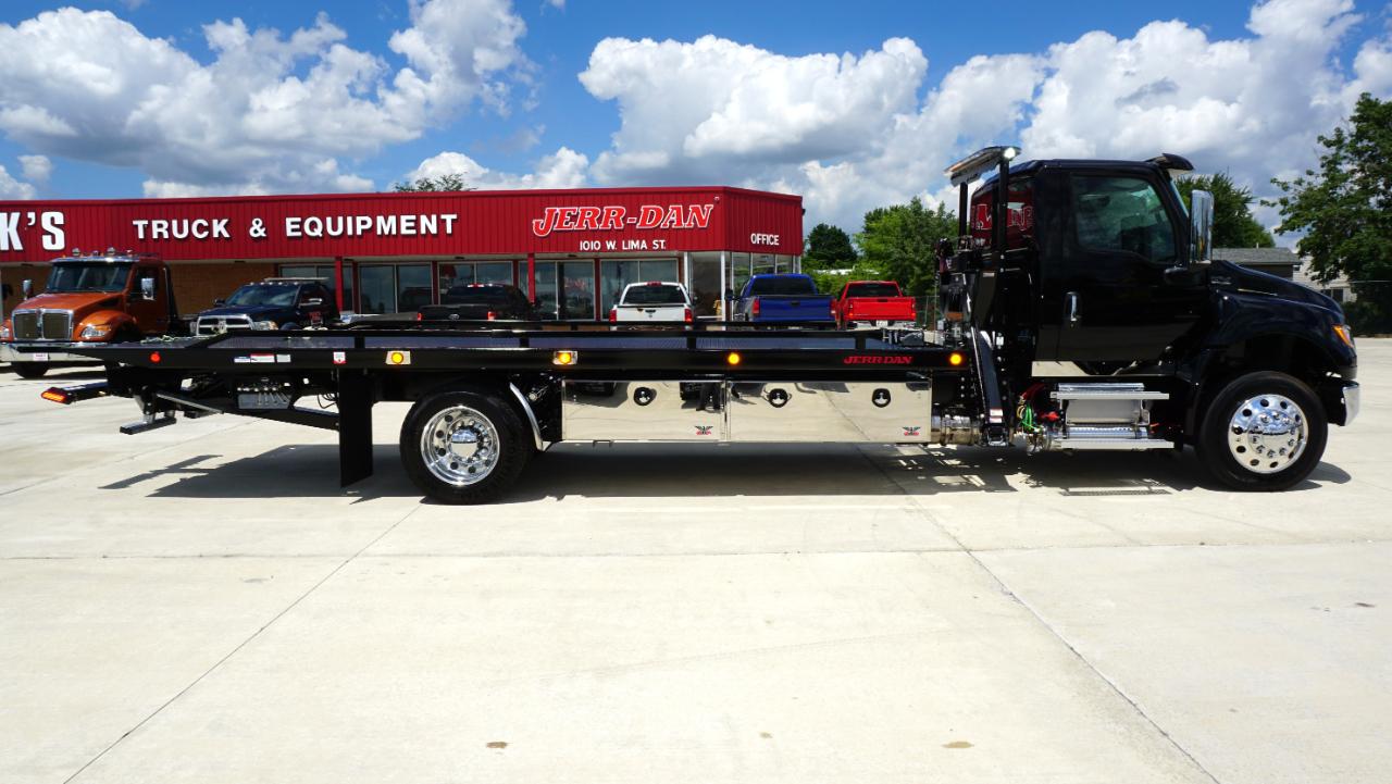 International MV607  2027