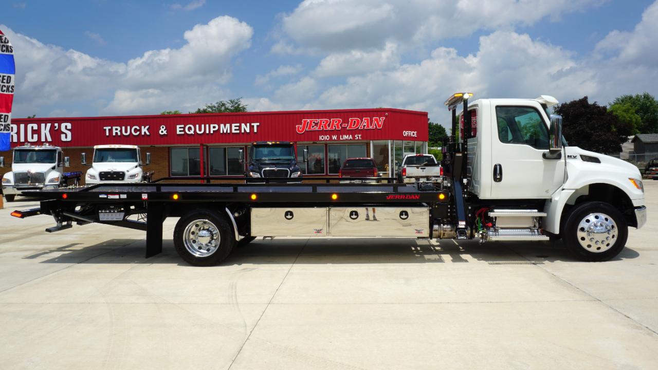International MV607  2027