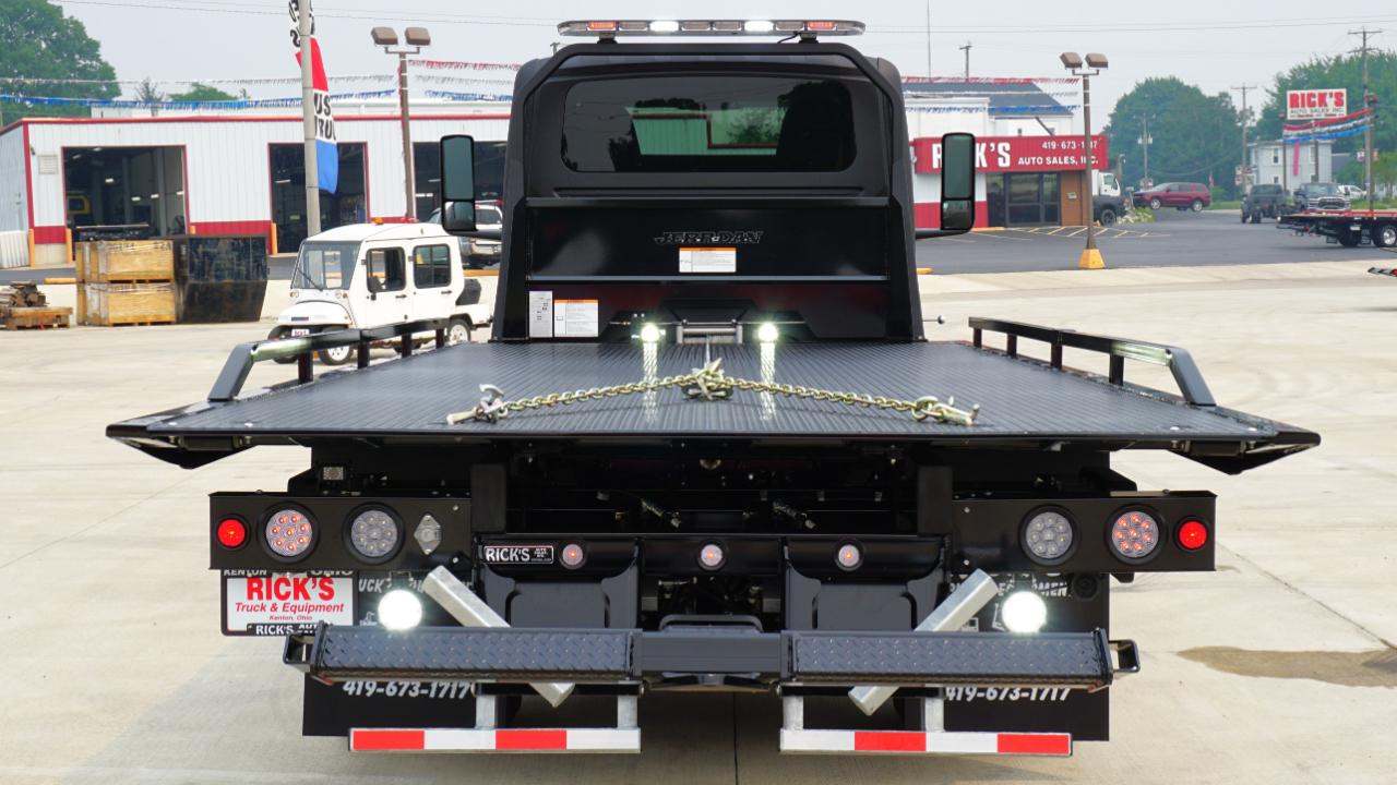 International MV607  2027