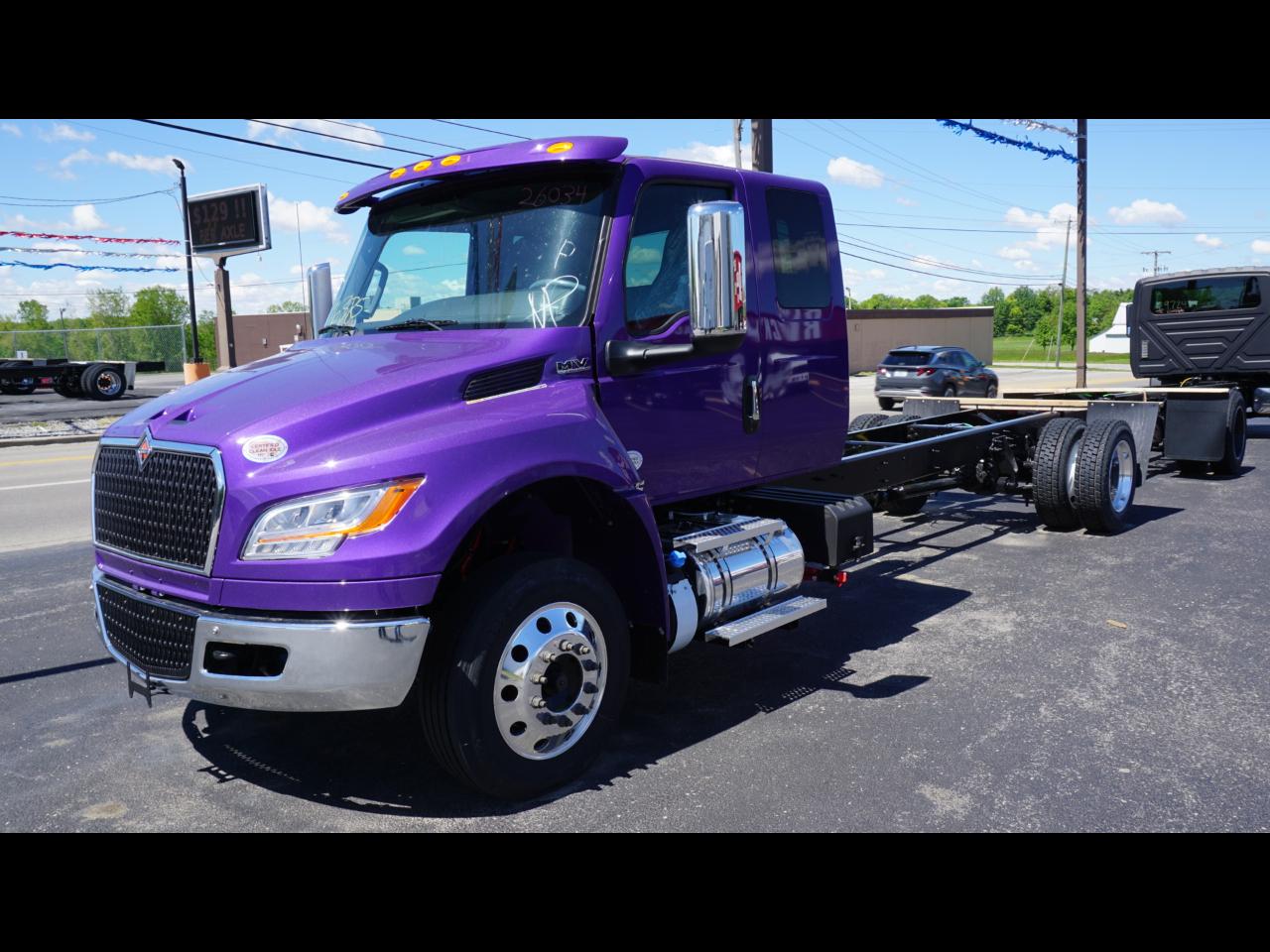 International MV607  2027