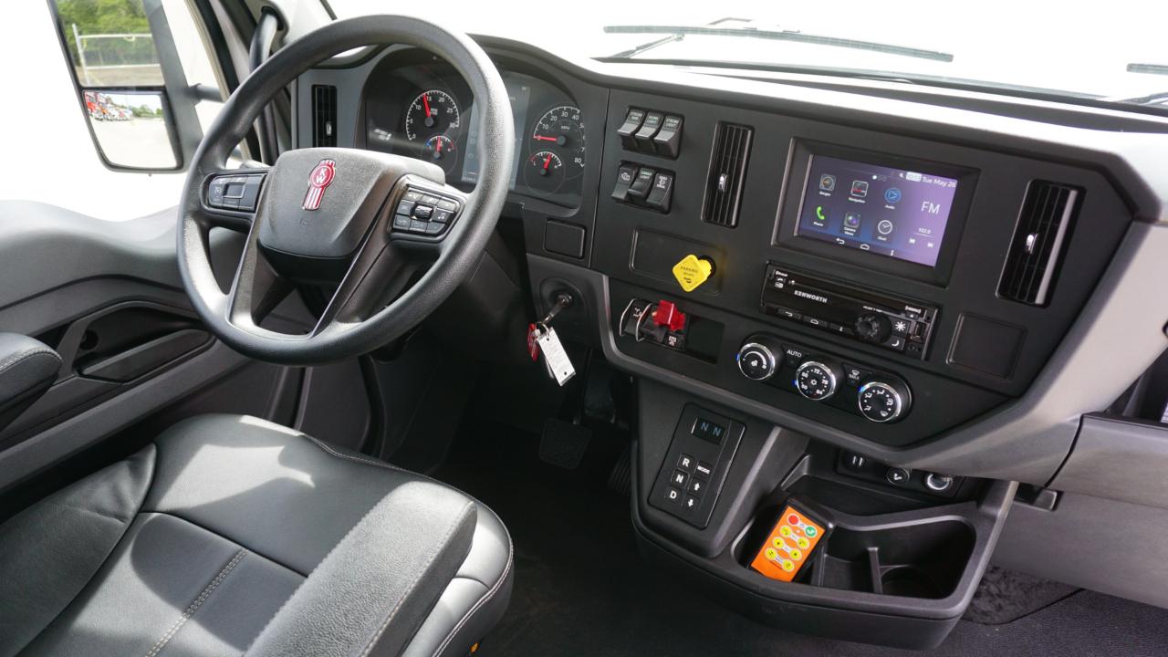 Kenworth T280  2025