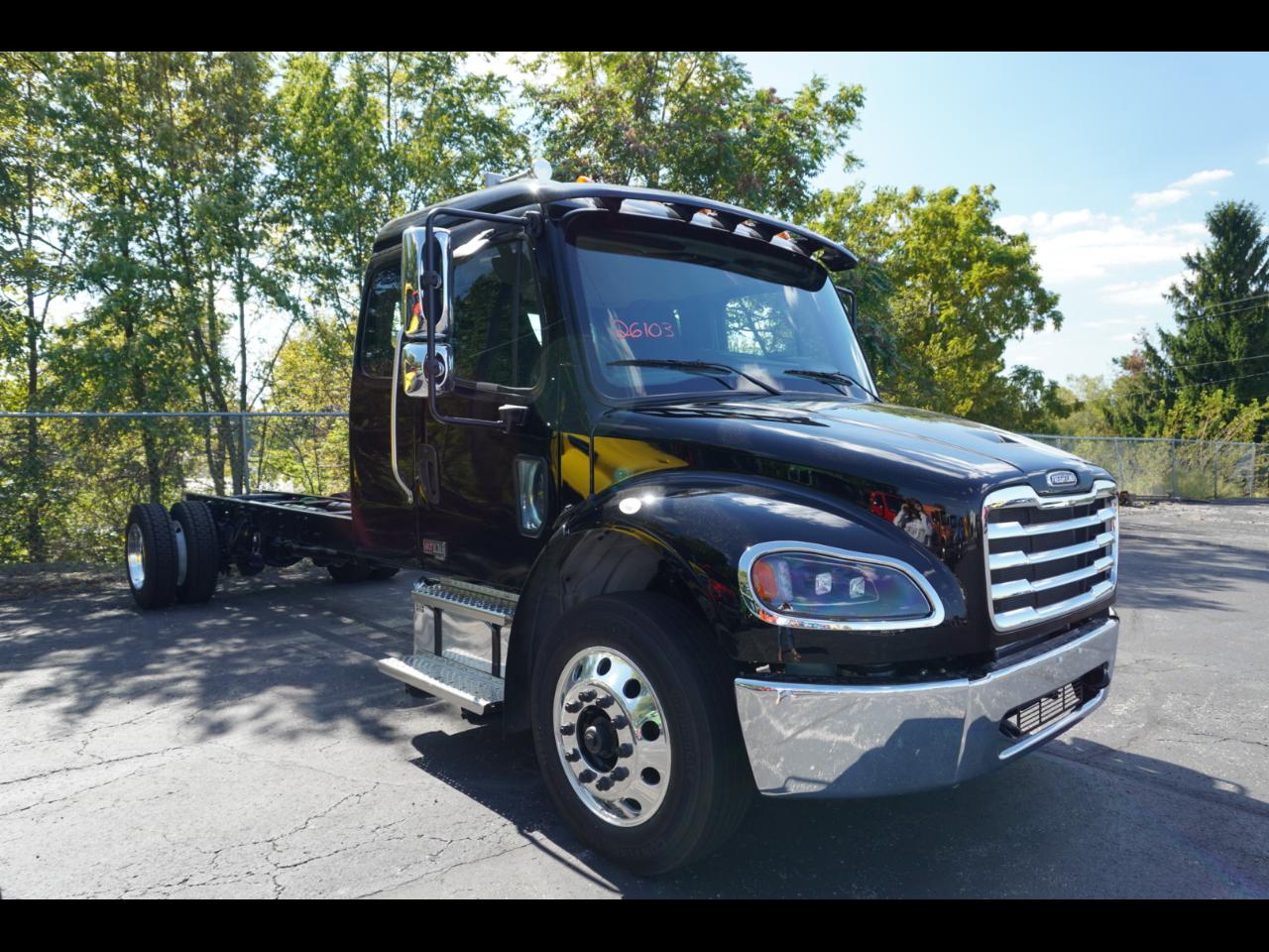 Freightliner M2 106 Plus  2027