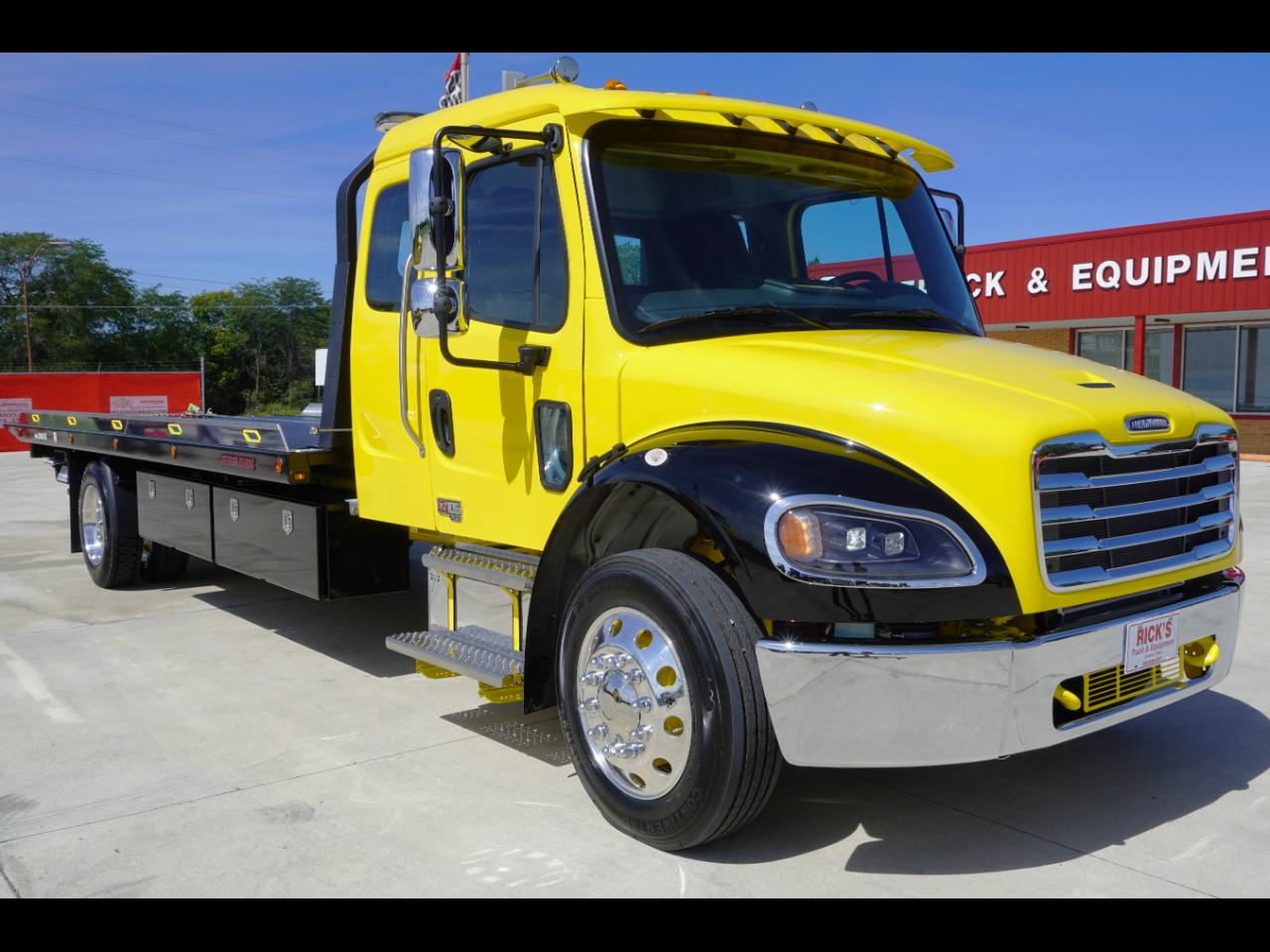 Freightliner M2 106 Plus  2027