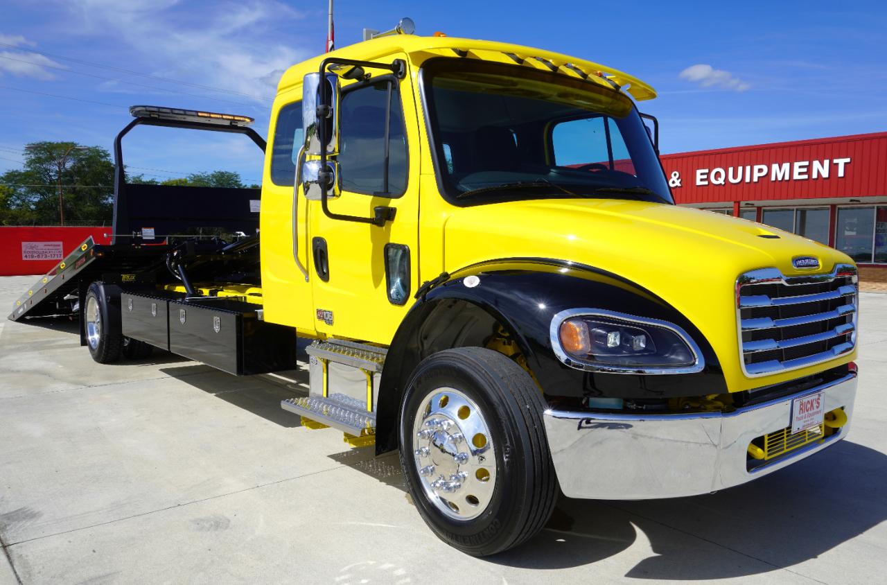 Freightliner M2 106 Plus  2027