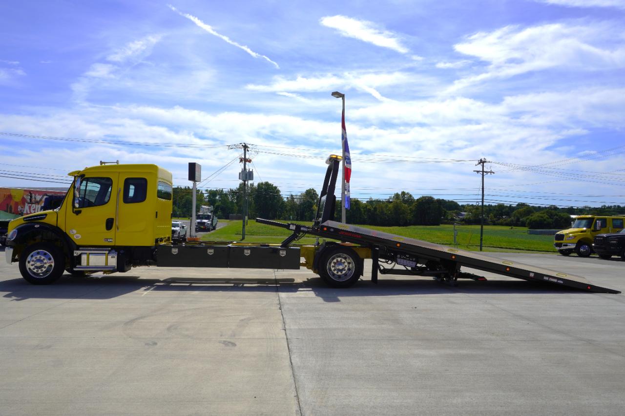 Freightliner M2 106 Plus  2027
