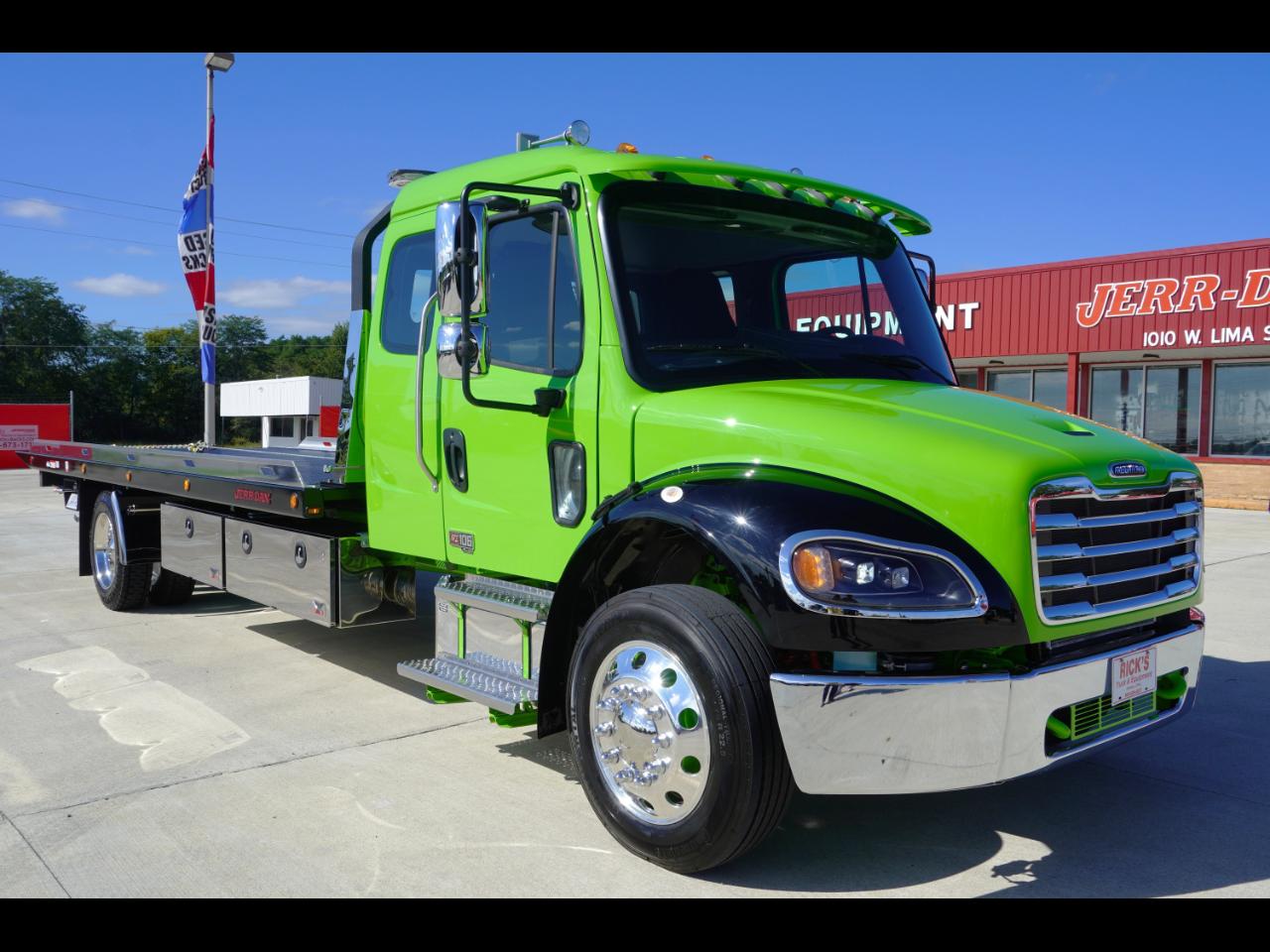 Freightliner M2 106 Plus  2027