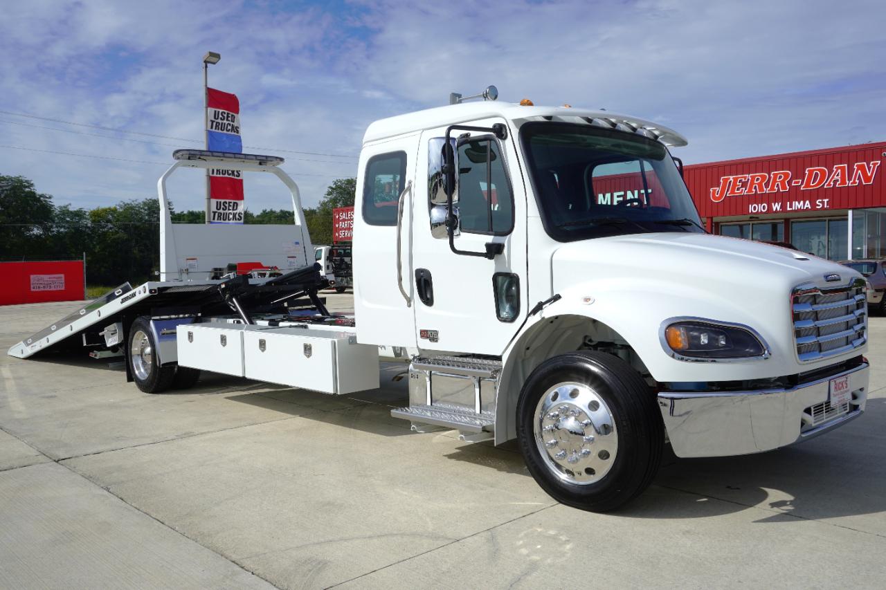 Freightliner M2 106 Plus  2027