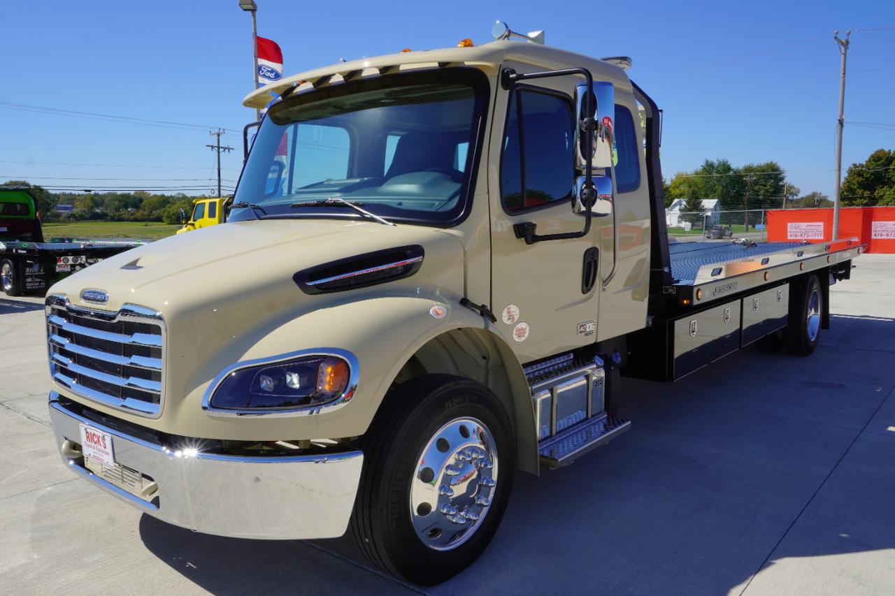 Freightliner M2 106 Plus  2027