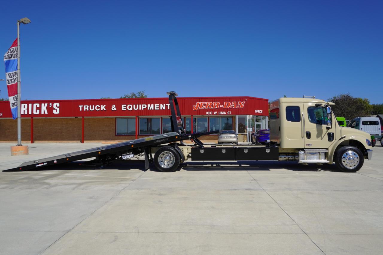 Freightliner M2 106 Plus  2027