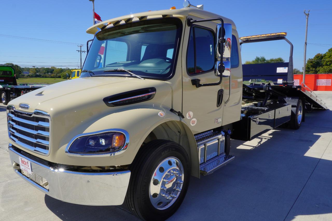 Freightliner M2 106 Plus  2027