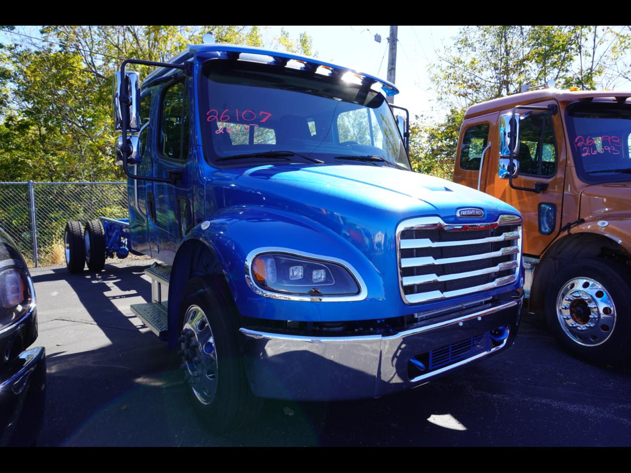 Freightliner M2 106 Plus  2027