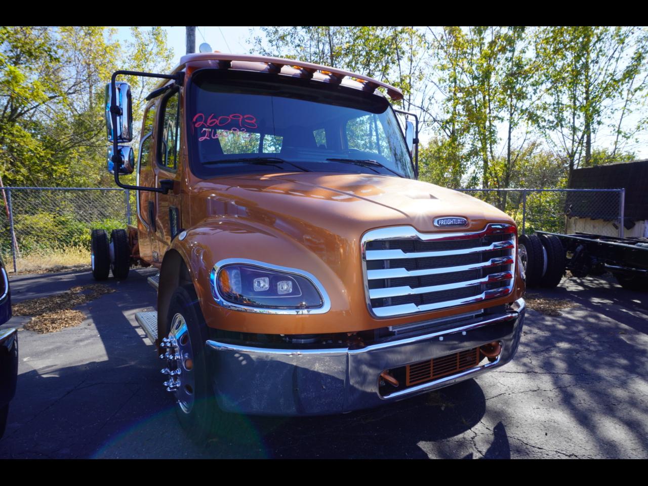 Freightliner M2 106 Plus  2027