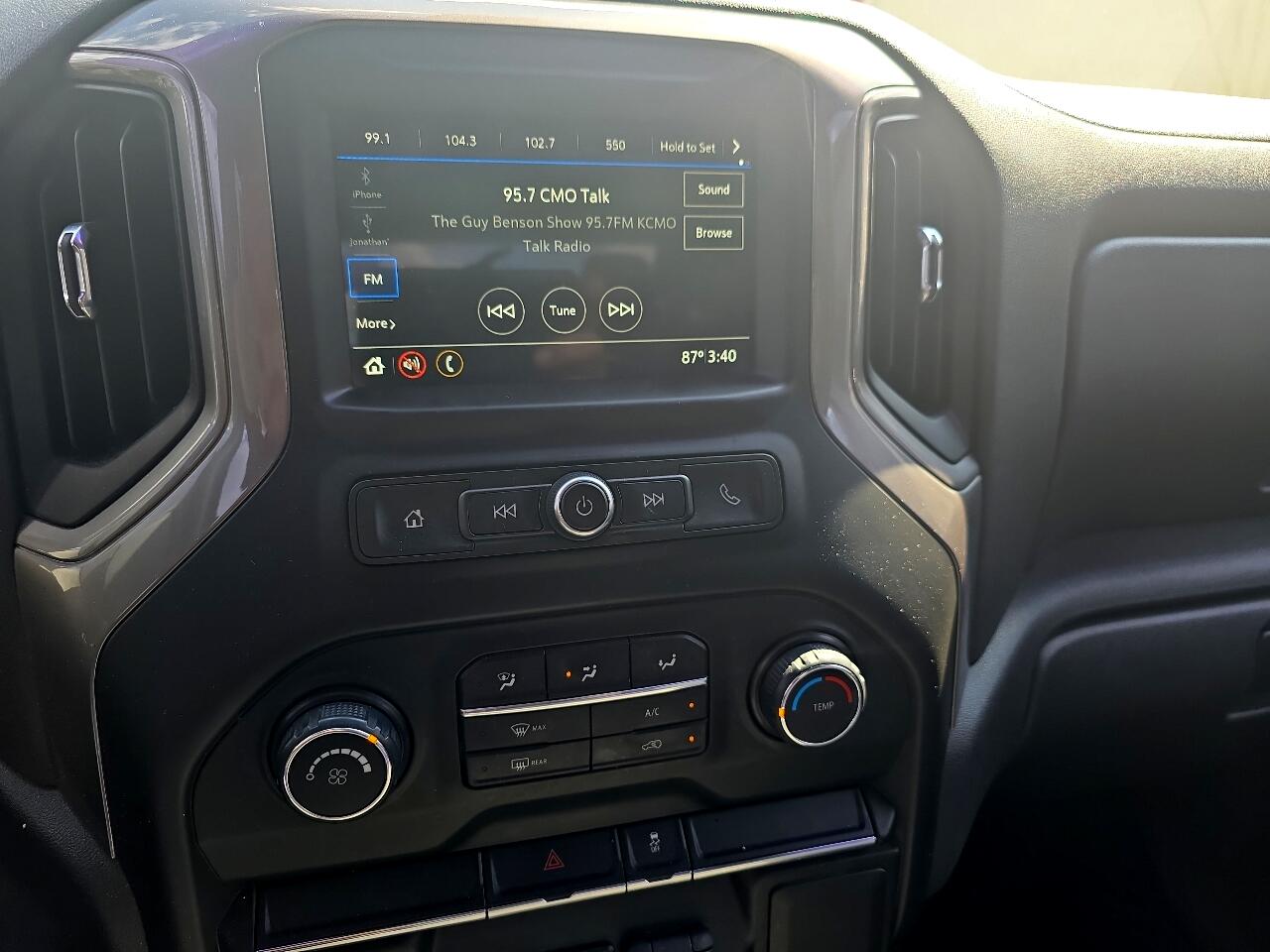 Chevrolet Silverado 1500 Work Truck Crew Cab Long Box 4WD 2019 Chevrolet Silverado 1500 Work Truck Crew Cab Long Box 4WD 2019