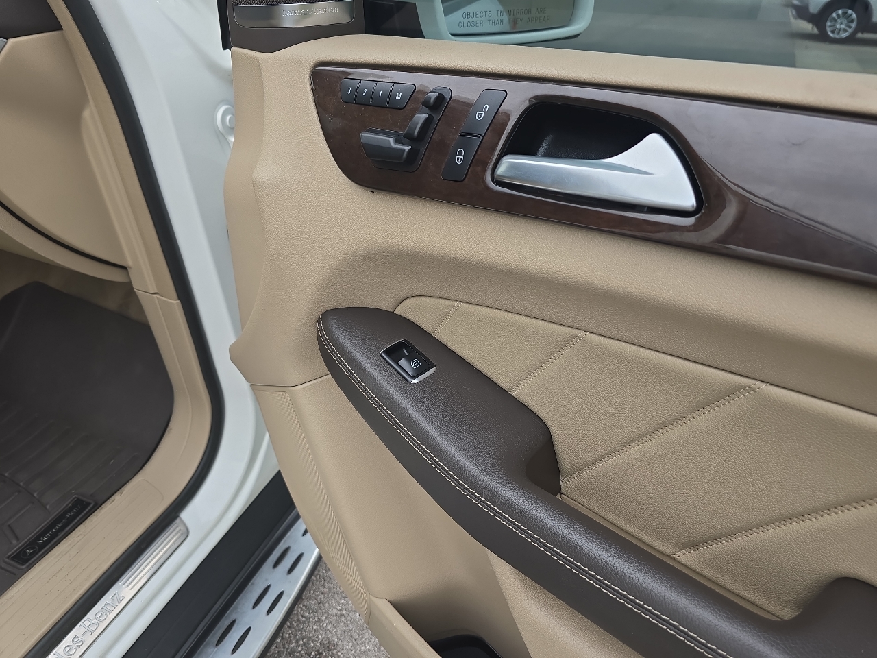 Mercedes-Benz GL-Class GL450 4MATIC 2015 Mercedes-Benz GL-Class GL450 4MATIC 2015