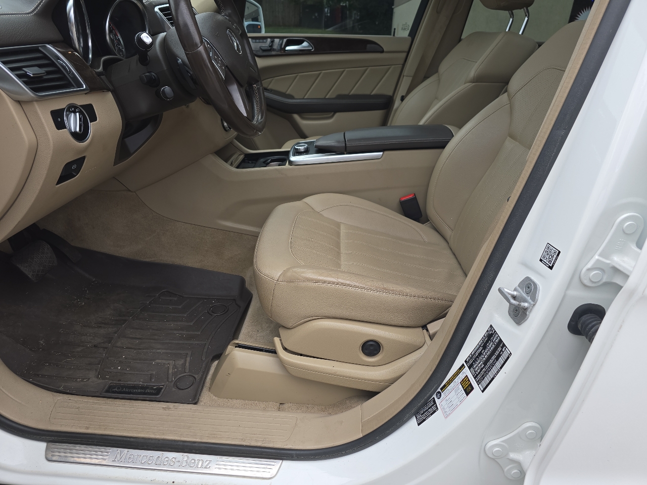 Mercedes-Benz GL-Class GL450 4MATIC 2015 Mercedes-Benz GL-Class GL450 4MATIC 2015