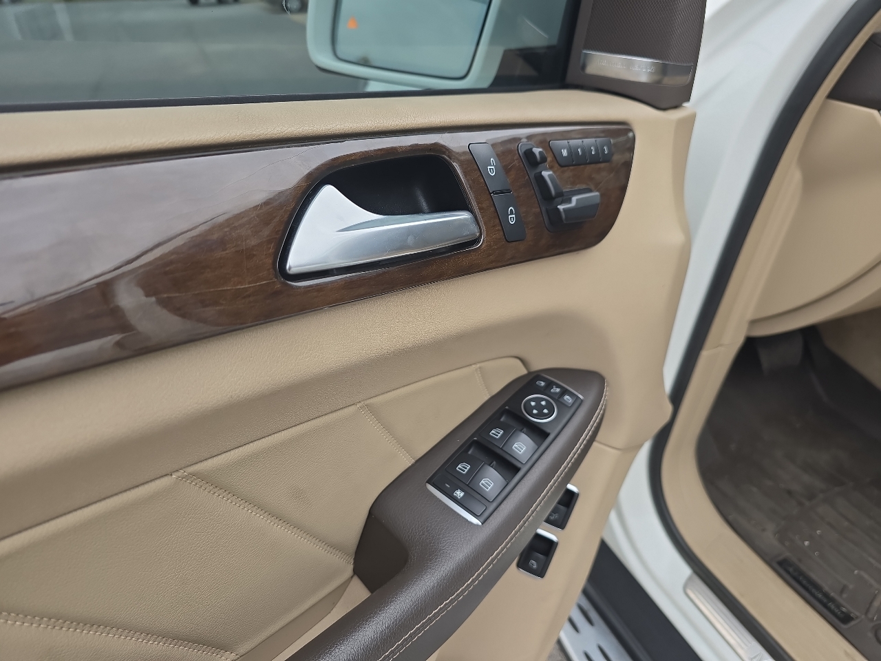 Mercedes-Benz GL-Class GL450 4MATIC 2015 Mercedes-Benz GL-Class GL450 4MATIC 2015