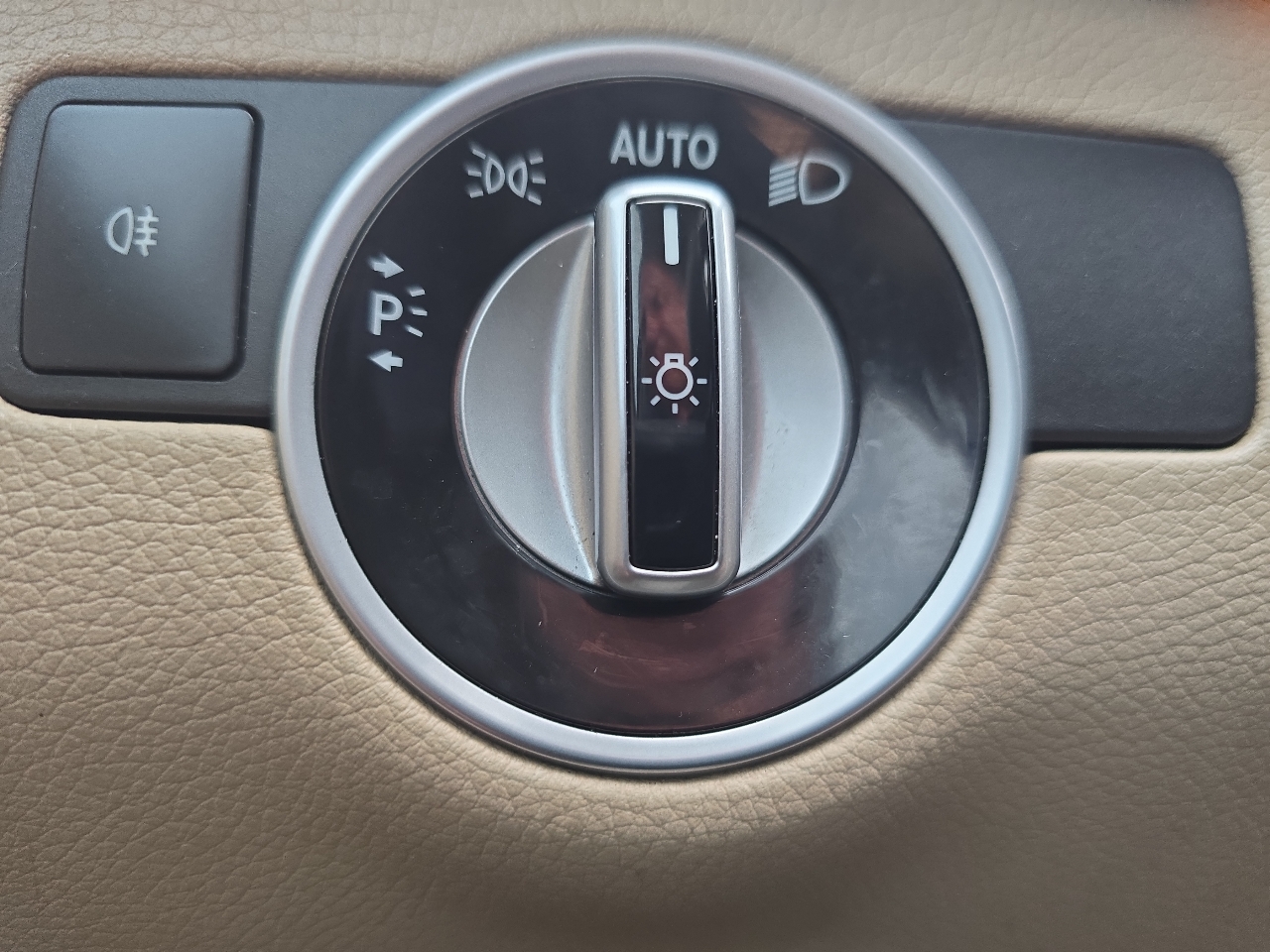 Mercedes-Benz GL-Class GL450 4MATIC 2015 Mercedes-Benz GL-Class GL450 4MATIC 2015